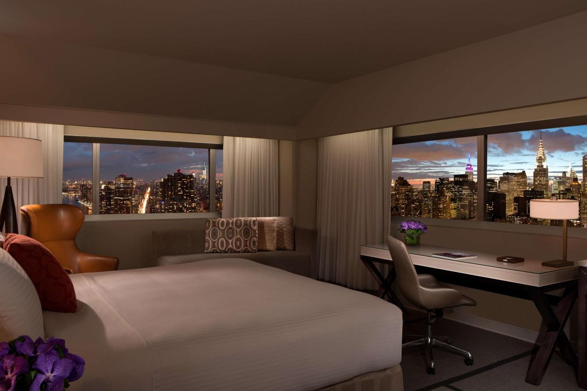 Millennium Hilton New York One Un Plaza Hotel Bagian luar foto