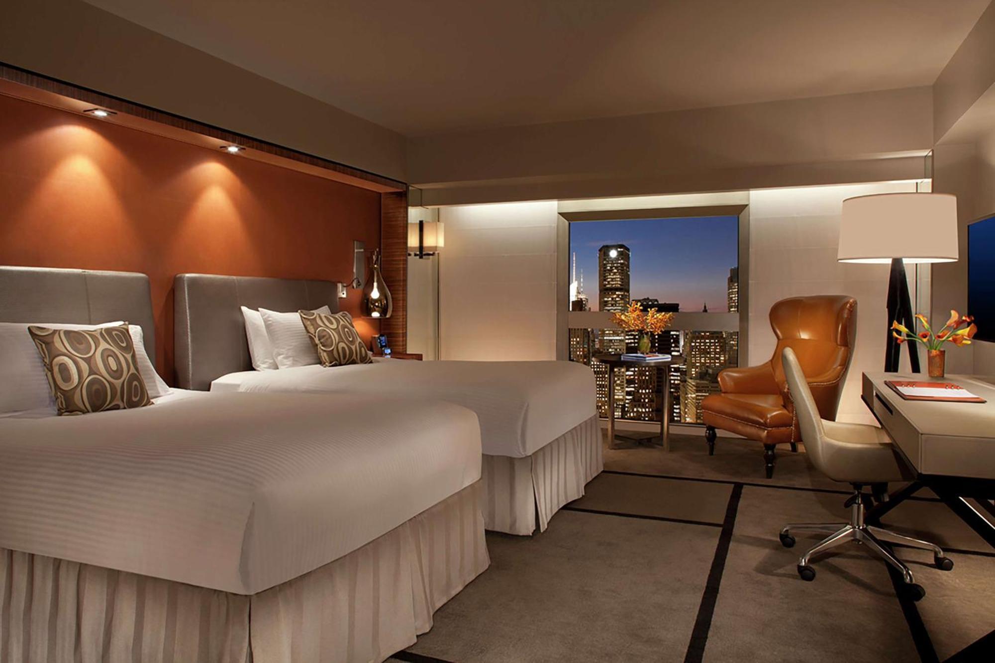 Millennium Hilton New York One Un Plaza Hotel Bagian luar foto
