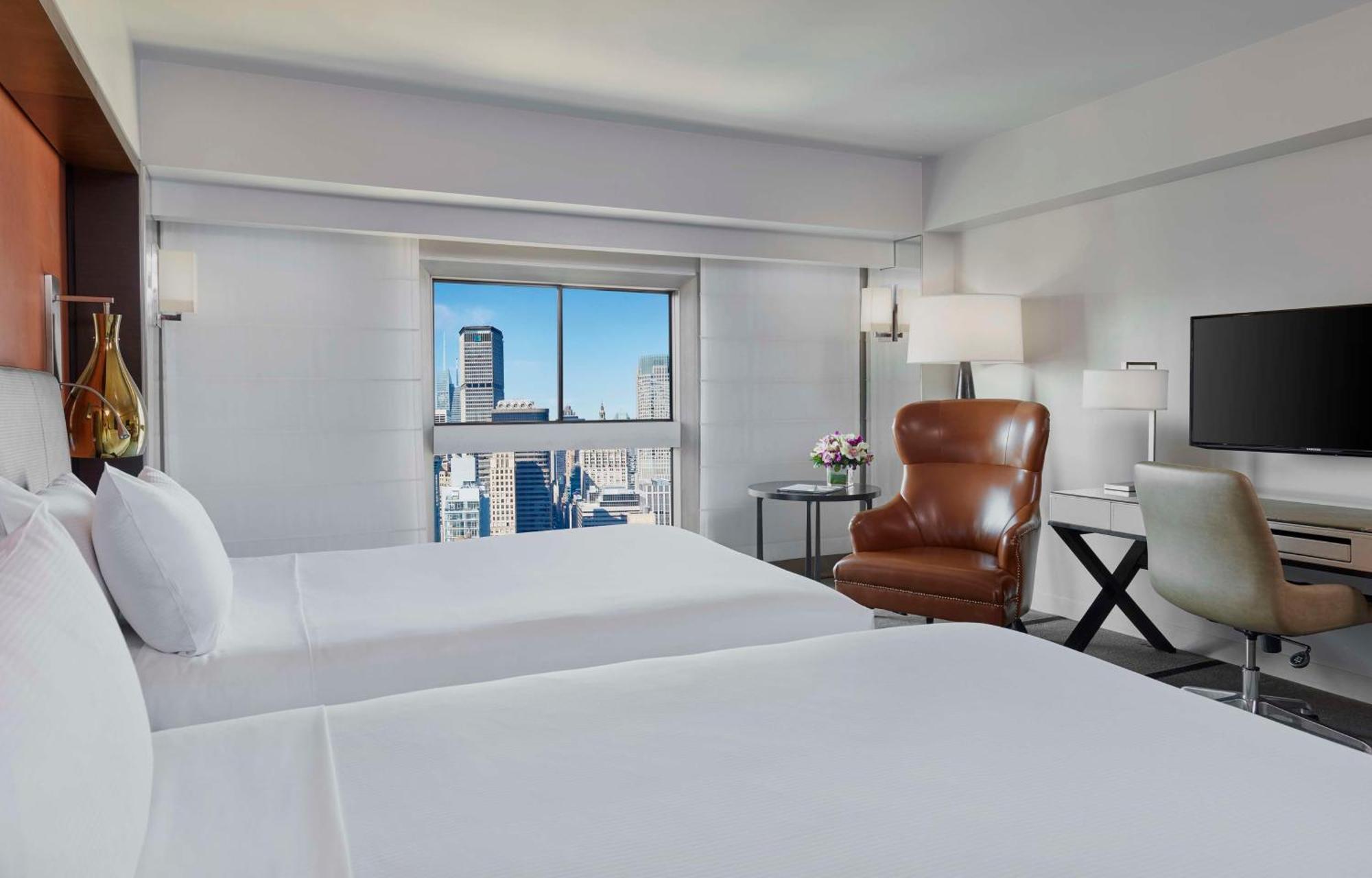 Millennium Hilton New York One Un Plaza Hotel Bagian luar foto