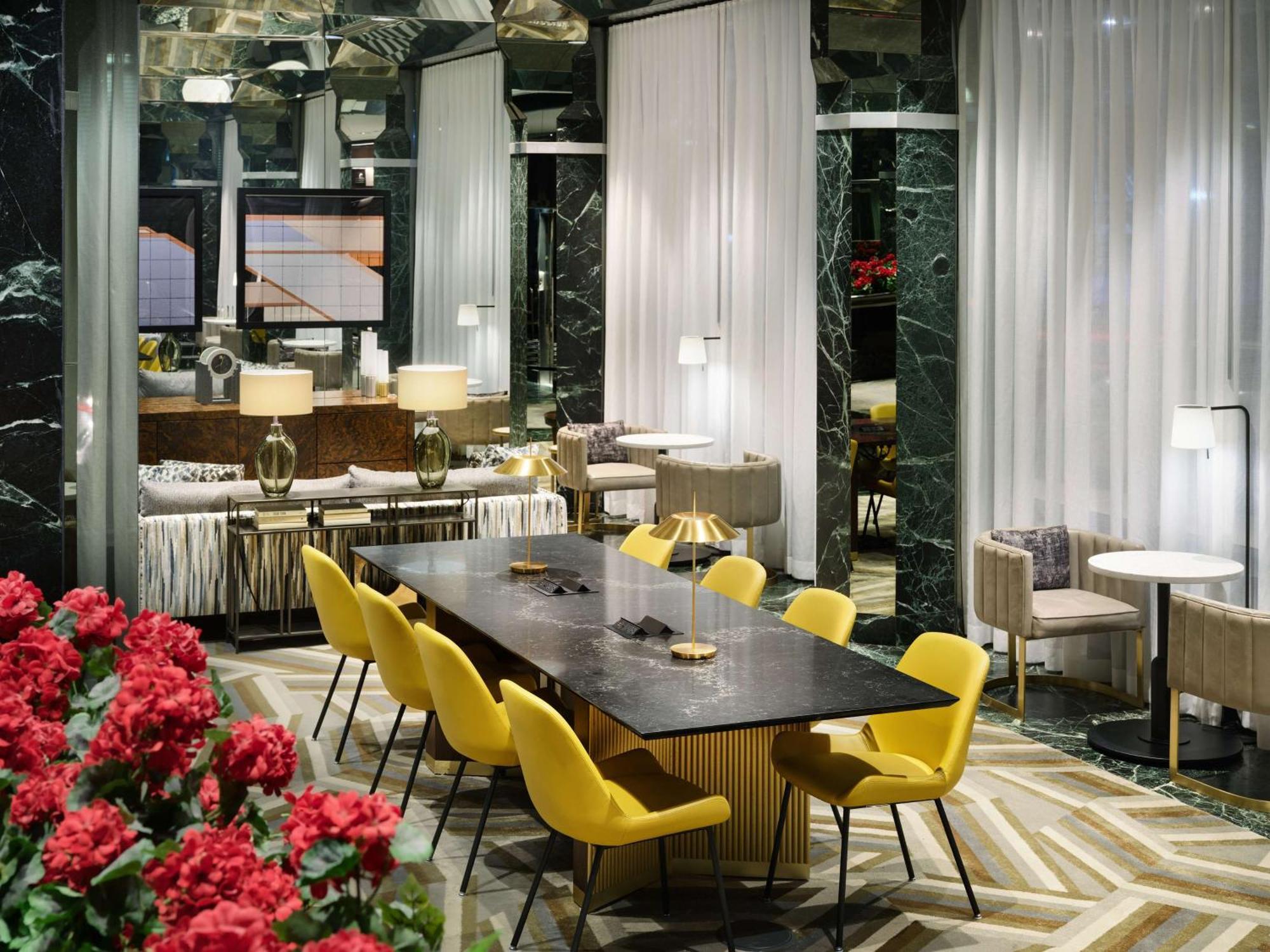 Millennium Hilton New York One Un Plaza Hotel Bagian luar foto