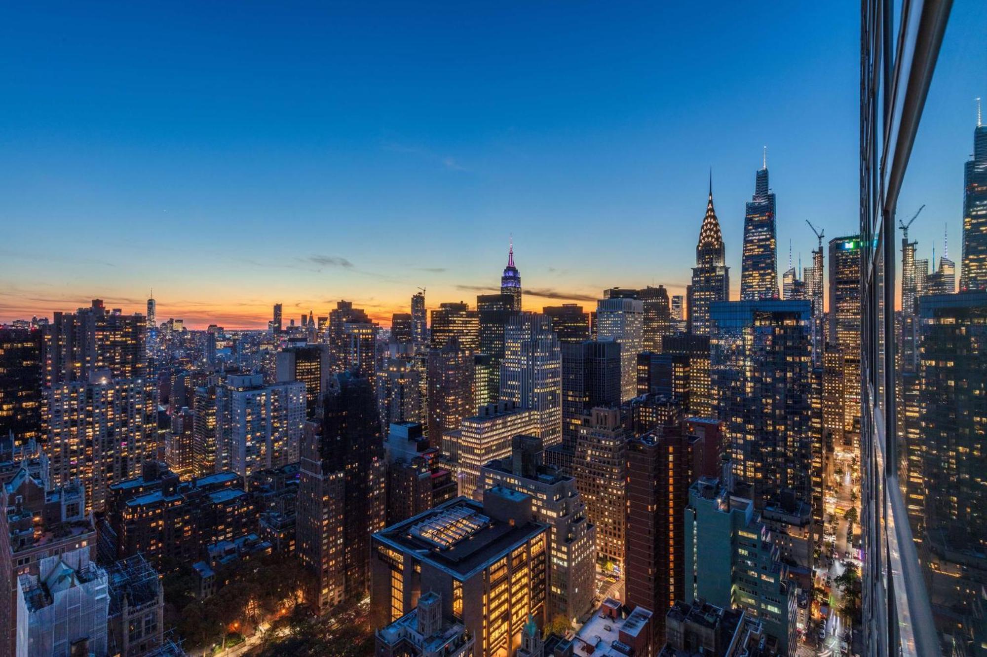 Millennium Hilton New York One Un Plaza Hotel Bagian luar foto