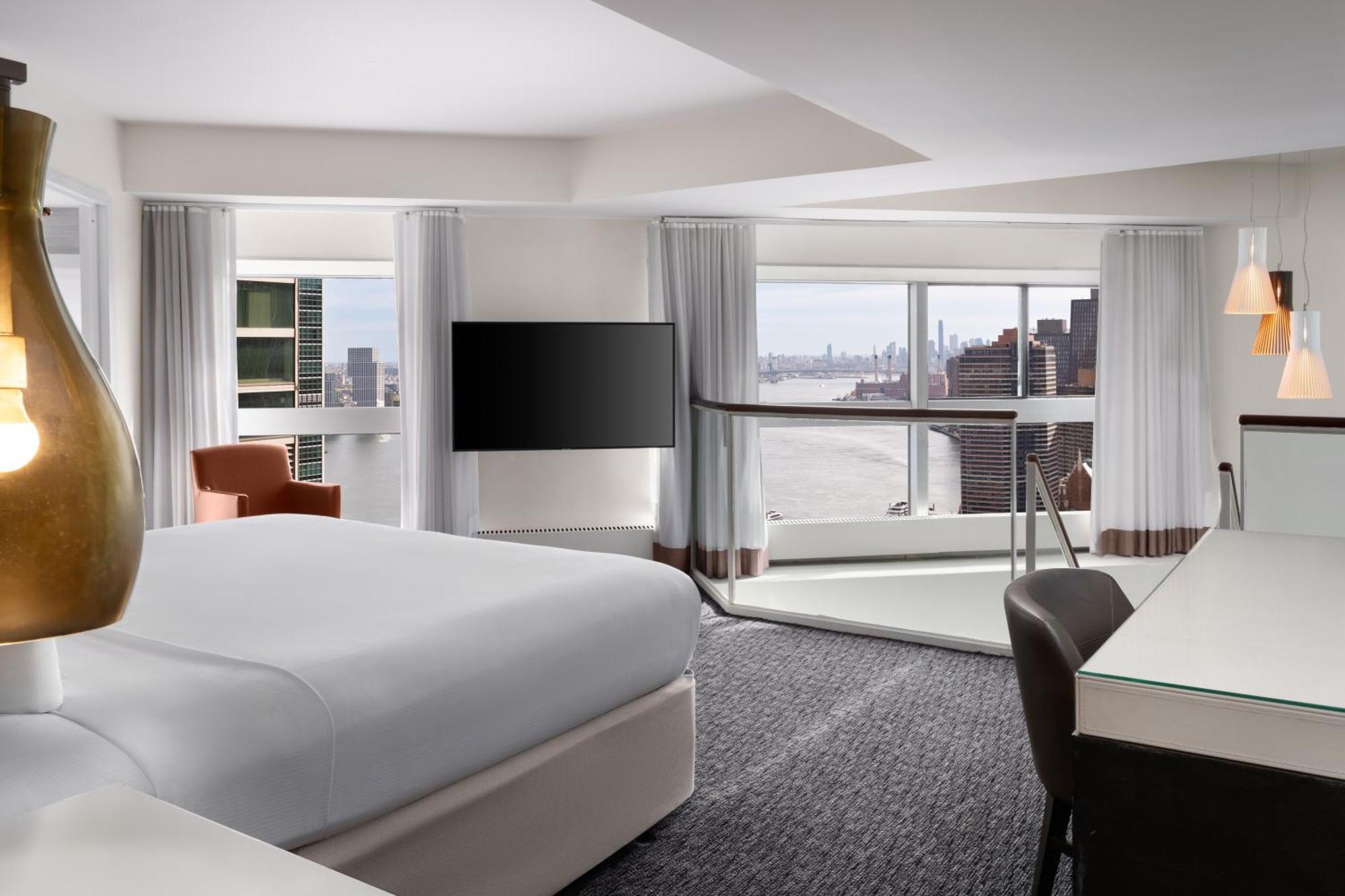 Millennium Hilton New York One Un Plaza Hotel Bagian luar foto
